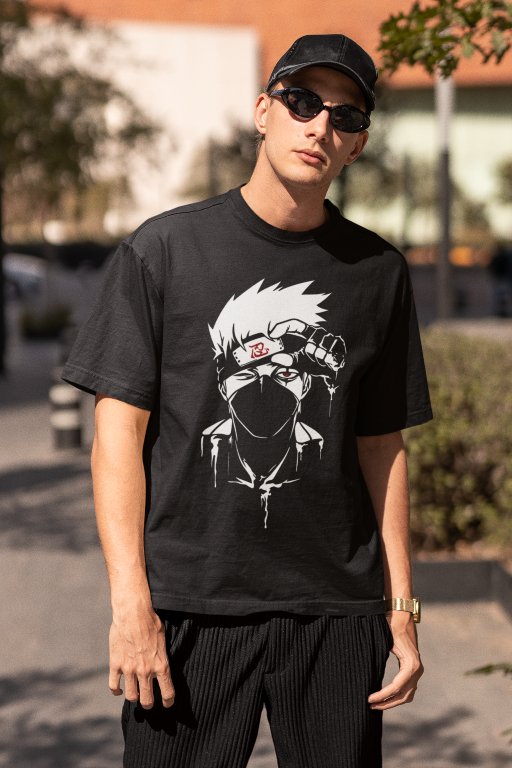 Naruto Red Eye Oversized Printed T-Shirt - The Vybe Store